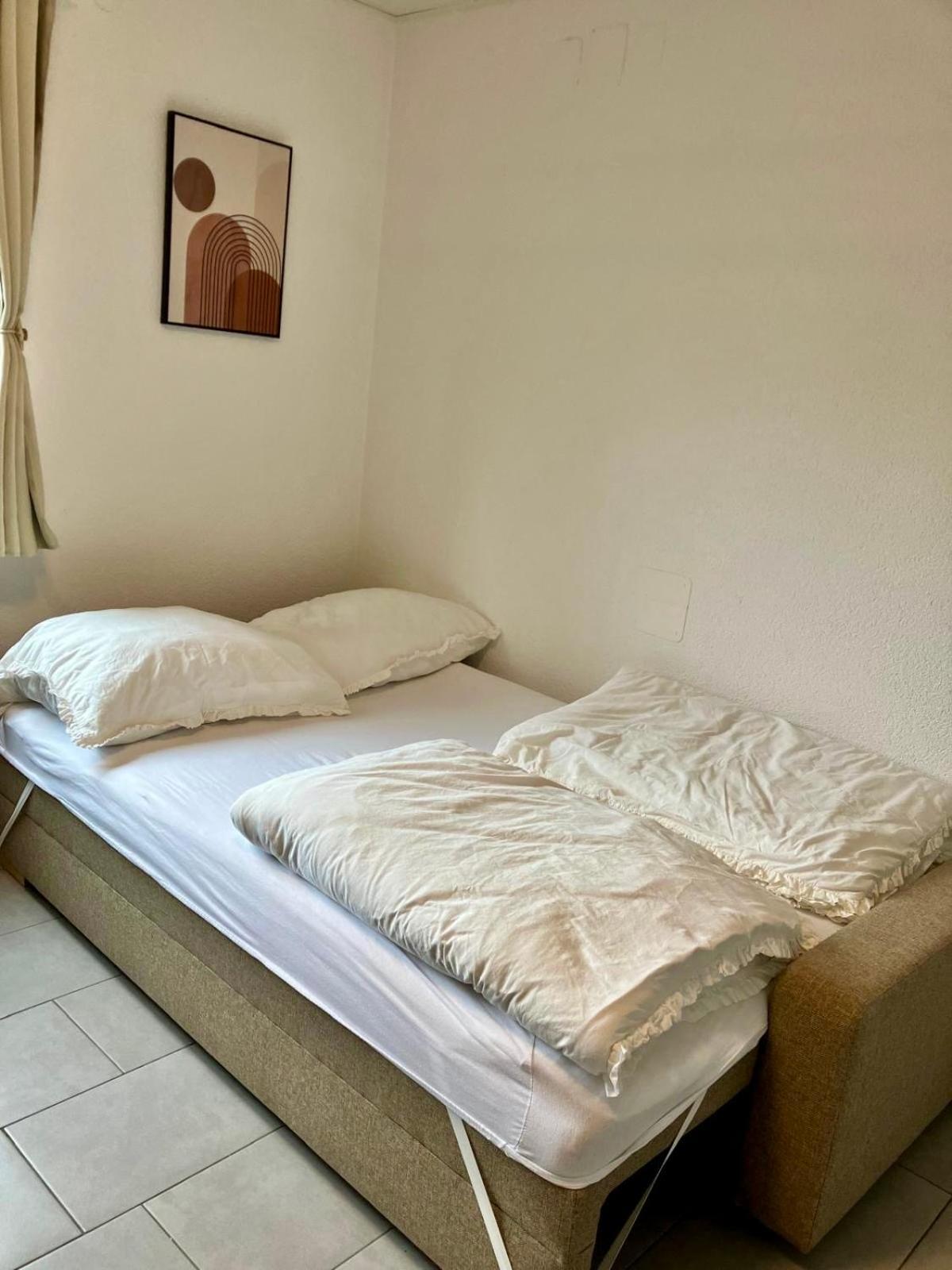 Ches Cozy Corner Helle 1 Zimmer Wohnung Hoechberg Exterior photo